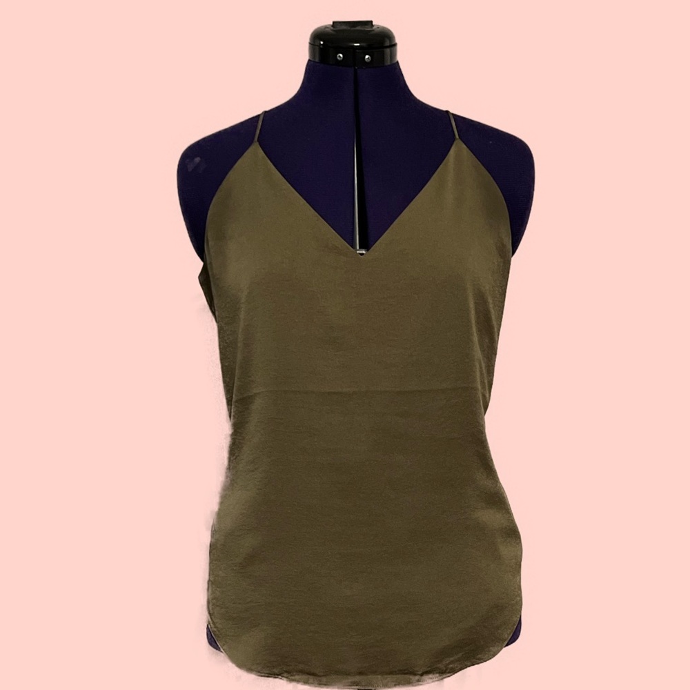 NWOT: Women’s Satin Express tank